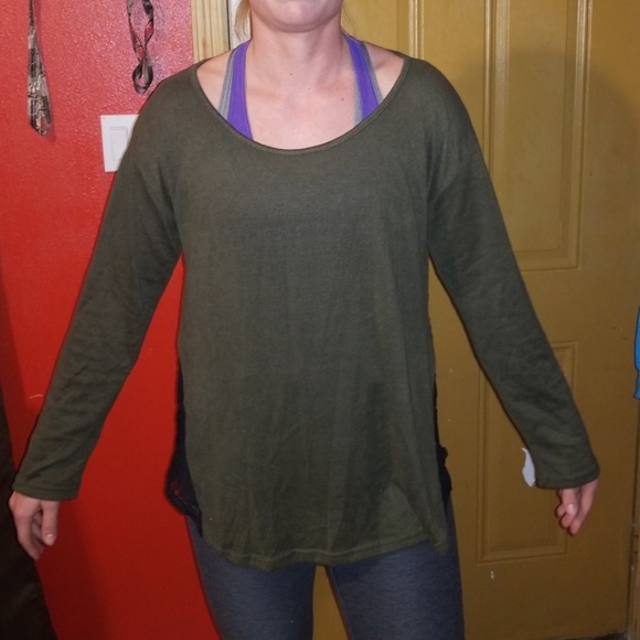 Nwt Xxl top olive green - Picture 3 of 7